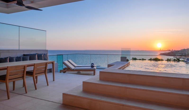 AMARA HOTEL - ROOFTOP DELUXE SUITE WITH PRIVATE POOL